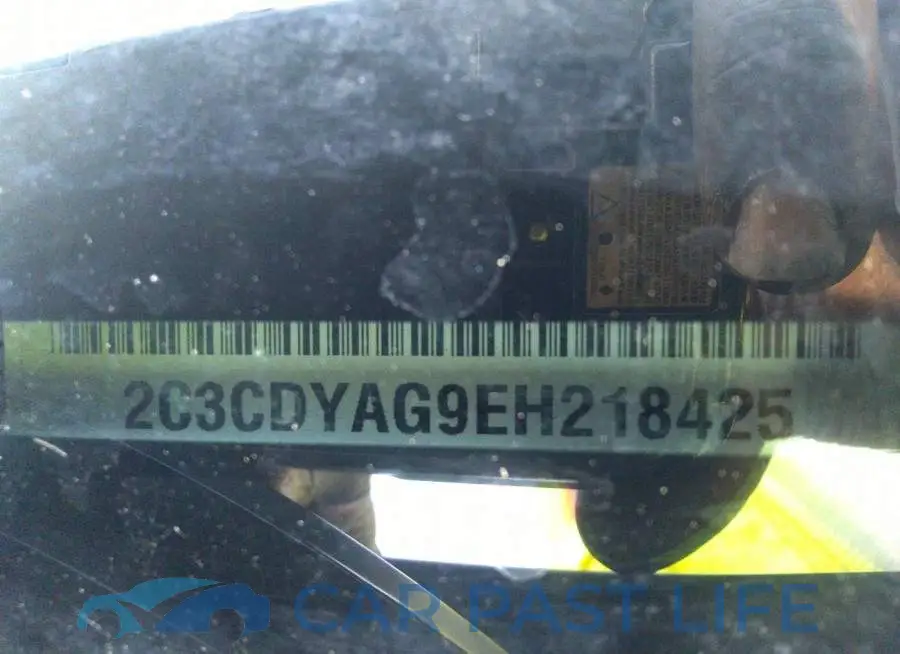 2C3CDYAG9EH218425# 9