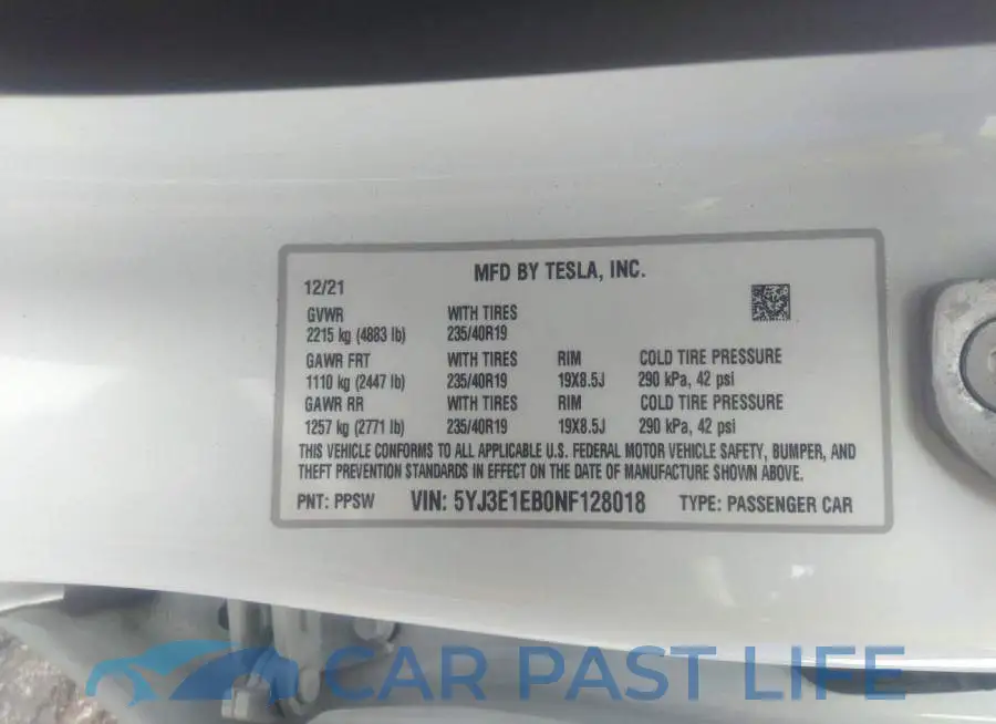 5YJ3E1EB0NF128018# 9