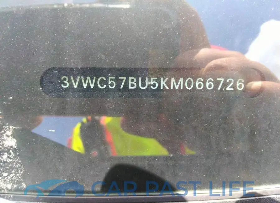 3VWC57BU5KM066726# 9