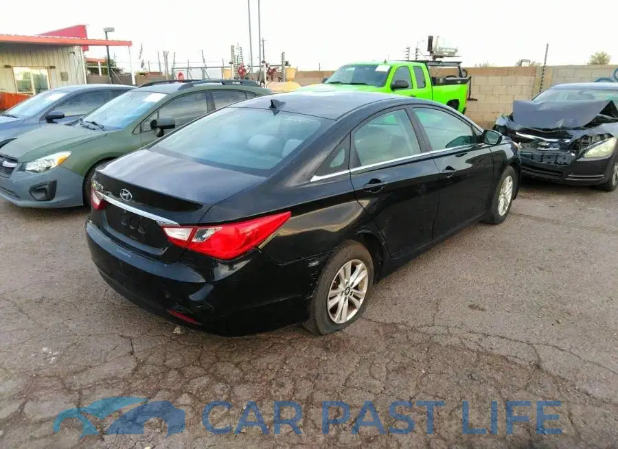 5NPEB4AC8DH691867# 4