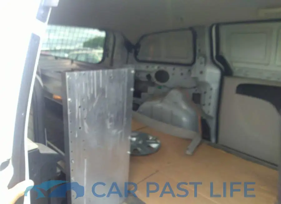 2C4JRGAG9DR518361# 8