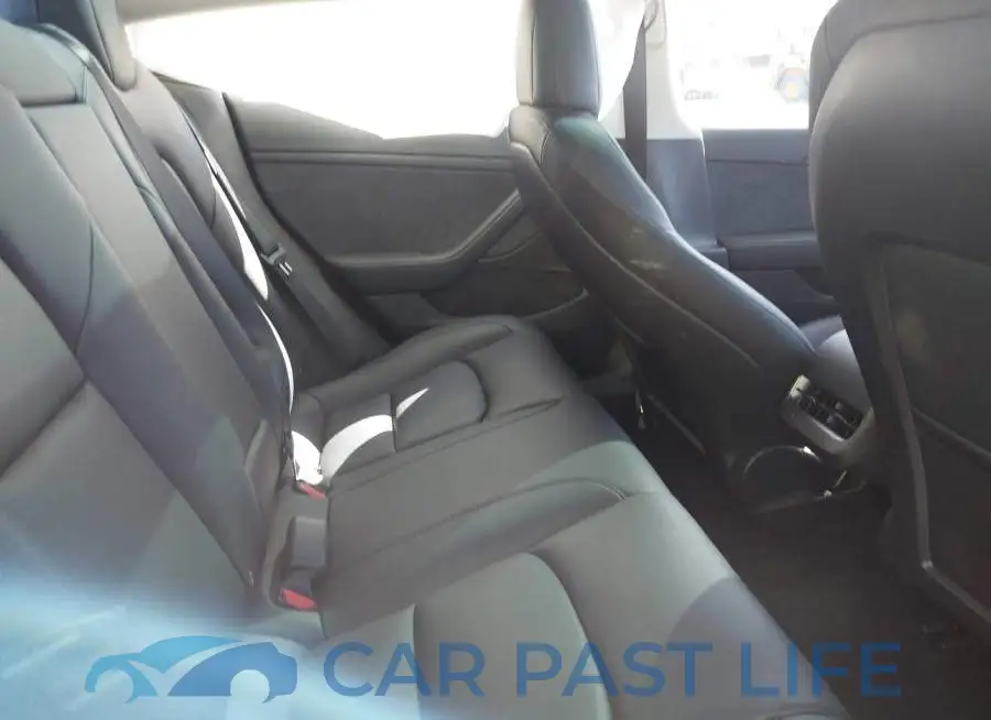 5YJ3E1EA9PF458069# 8