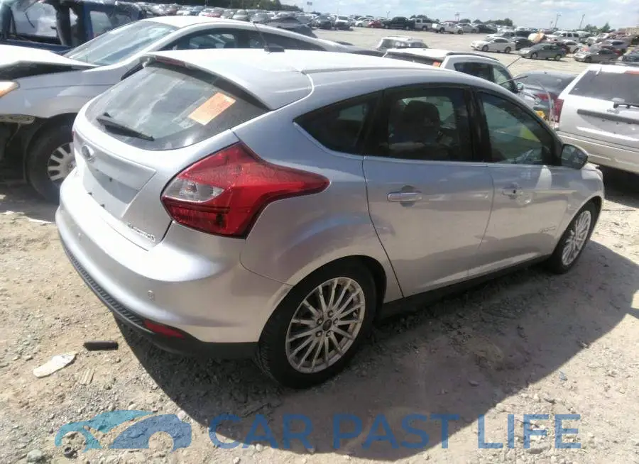 1FADP3R44DL269469# 4