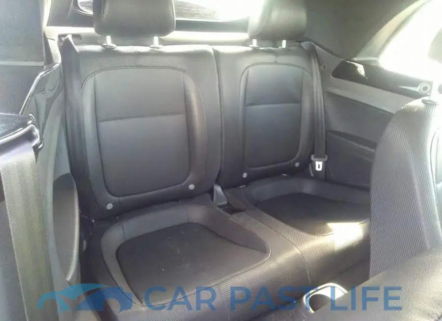 3VW5P7ATXEM801717# 8