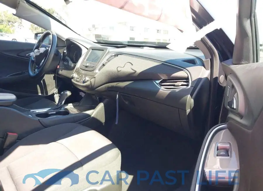 1G1ZD5ST8JF123486# 5