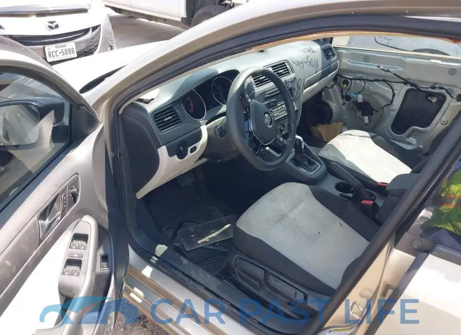 3VW2K7AJ4FM284965# 5