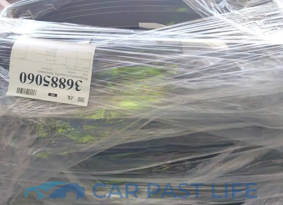 3C4PDCGB0LT264046# 9