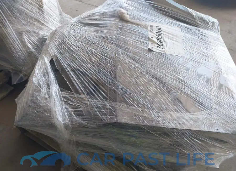 3C4PDCGB0LT264046# 7