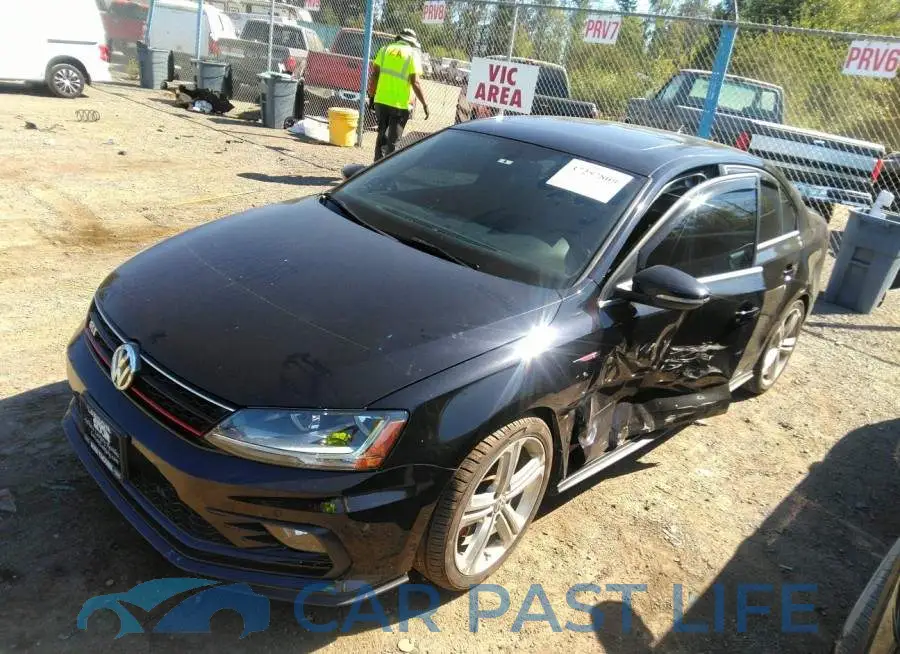 3VW5T7AJ8HM296128# 2
