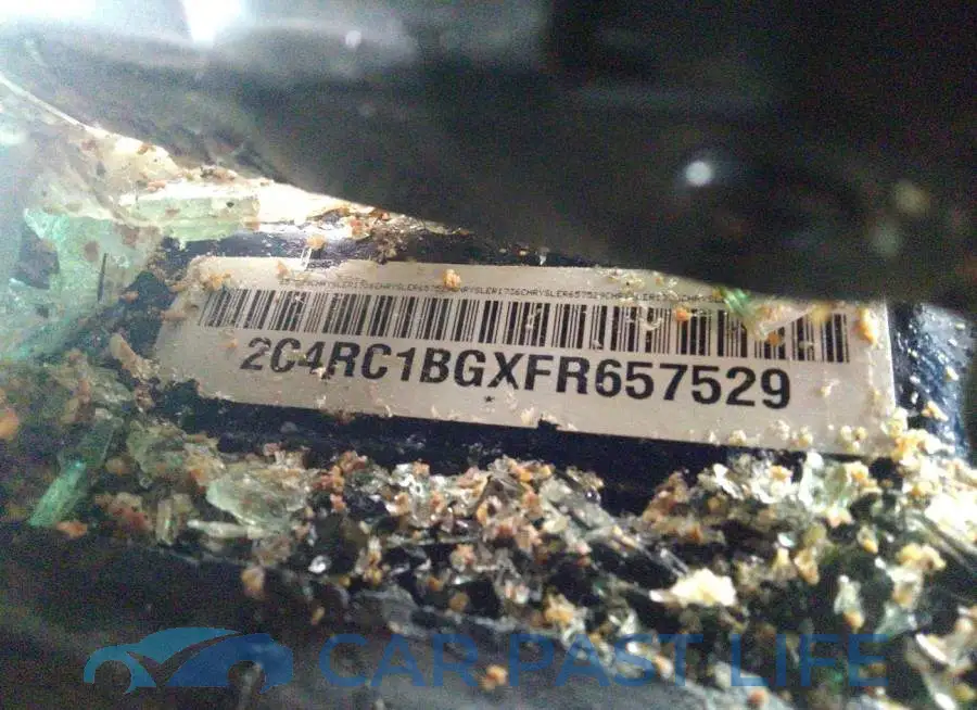 2C4RC1BGXFR657529# 9