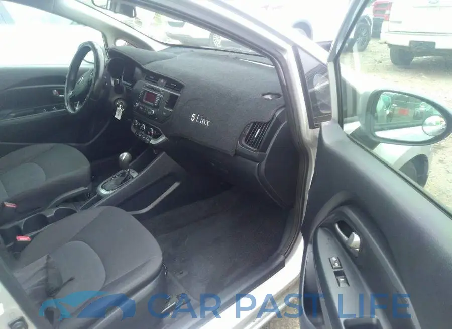 KNADM4A31D6176075# 5
