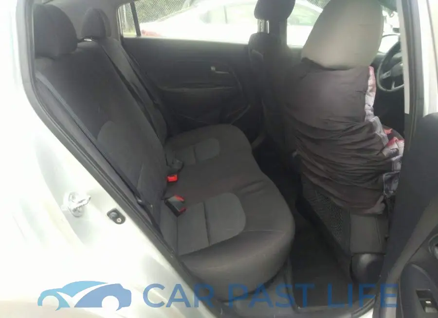 KNADM4A31D6176075# 8