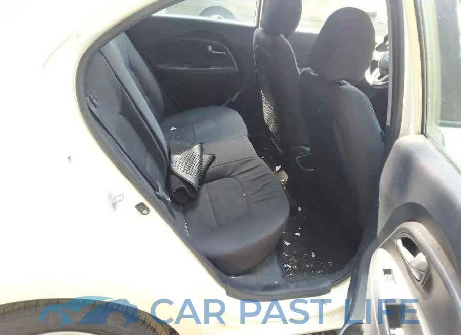 KNADM5A30D6134437# 8