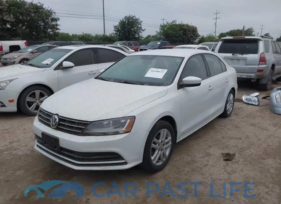 3VW2B7AJ9JM228674# 2