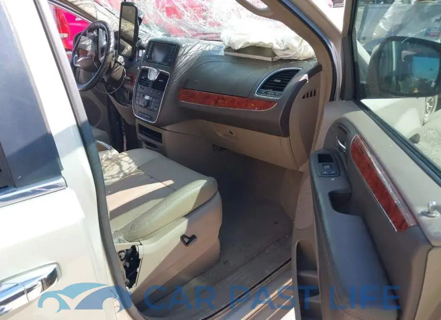 2C4RC1CGXGR105206# 5