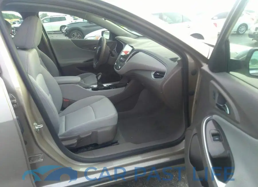 1G1ZD5ST7NF123940# 5
