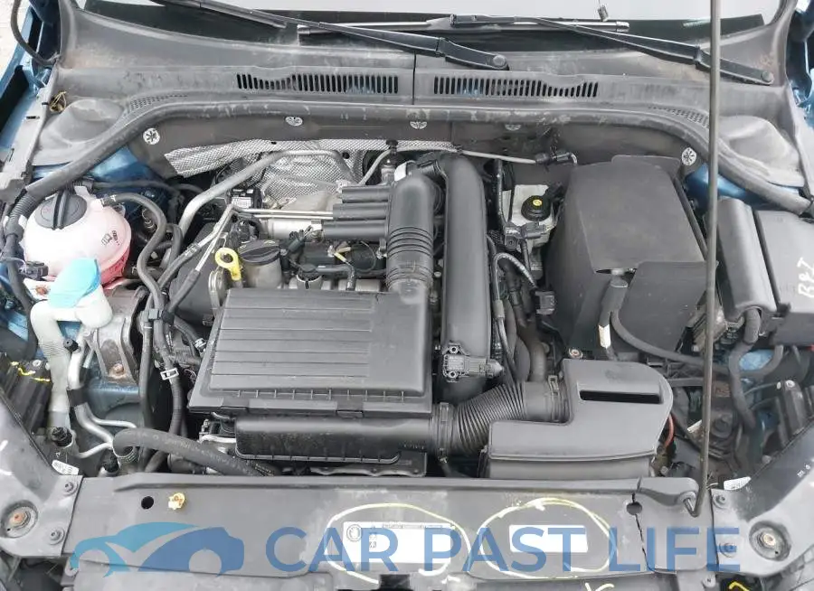 3VW2B7AJ9HM383431# 10