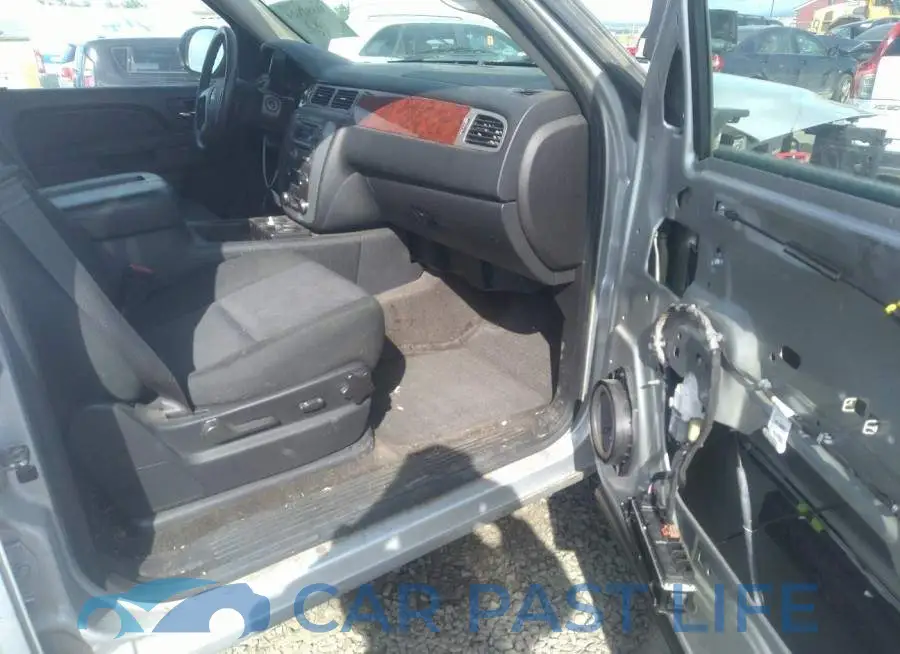 1GKS2AE07DR367775# 5