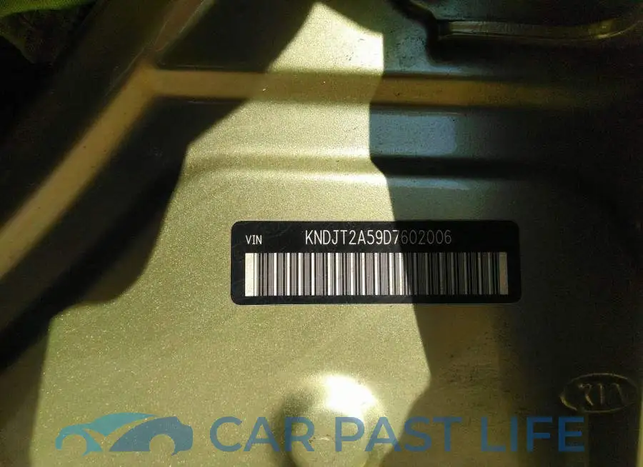 KNDJT2A59D7602006# 9