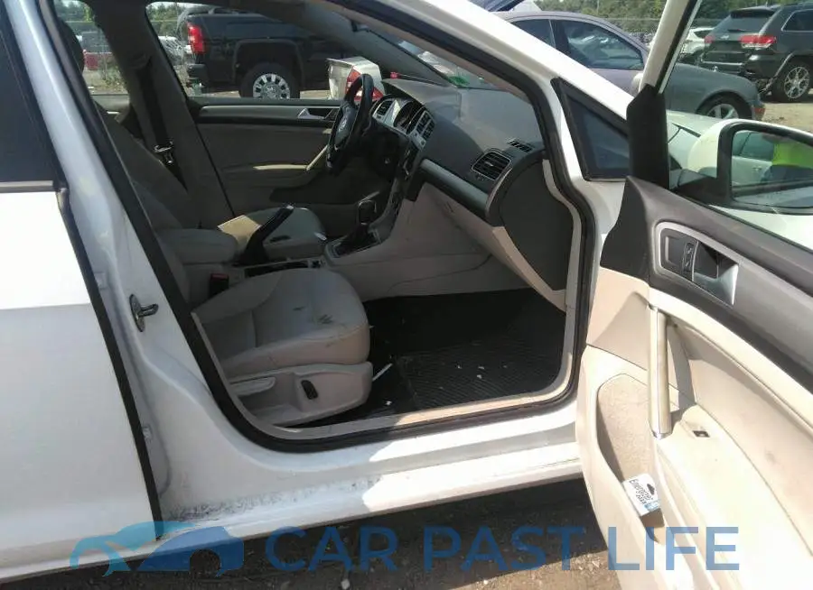3VW217AU2FM085958# 5