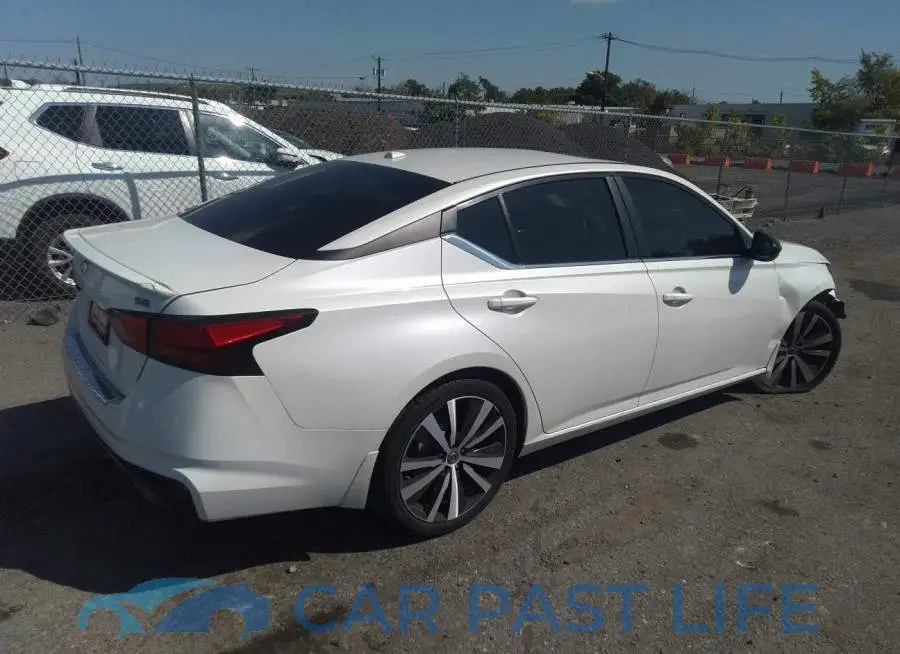 1N4BL4CV4KC122172# 4