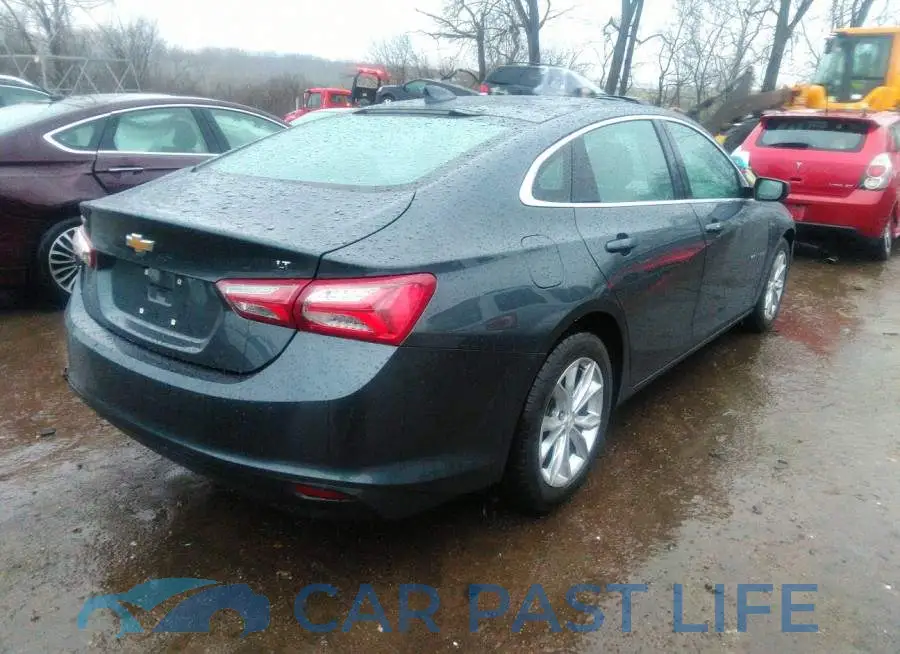 1G1ZD5ST2MF068733# 4