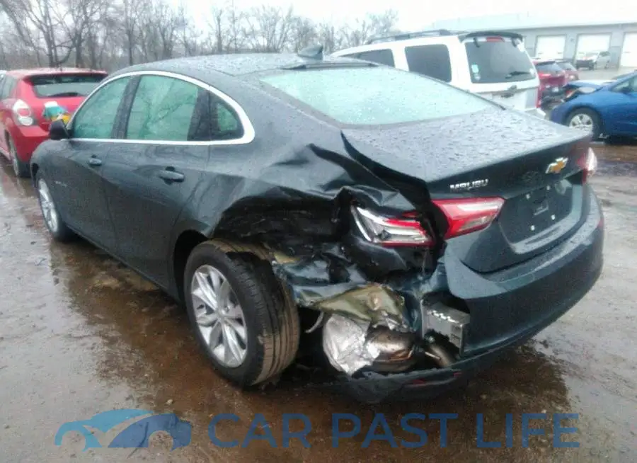 1G1ZD5ST2MF068733# 3