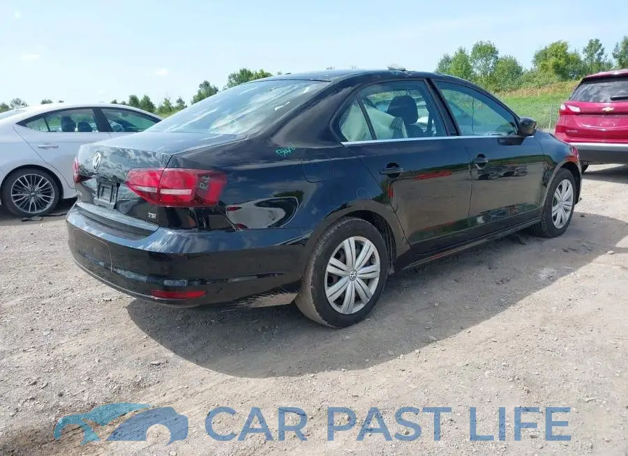 3VW2B7AJ4HM390626# 4