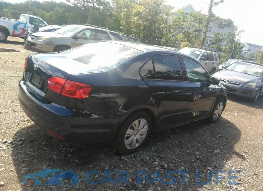 3VW2K7AJ4EM418694# 4