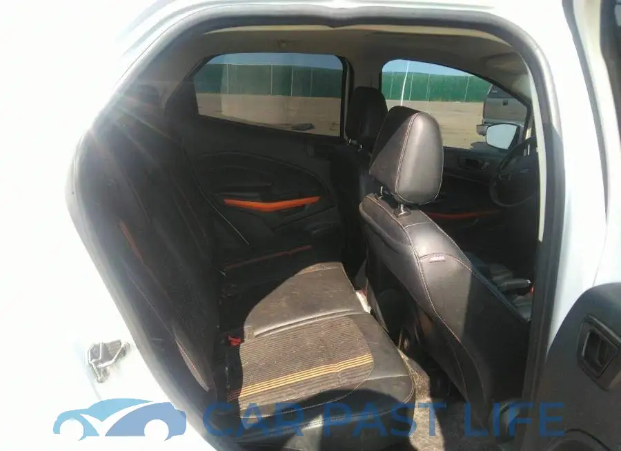 MAJ6P1CL2JC207738# 8