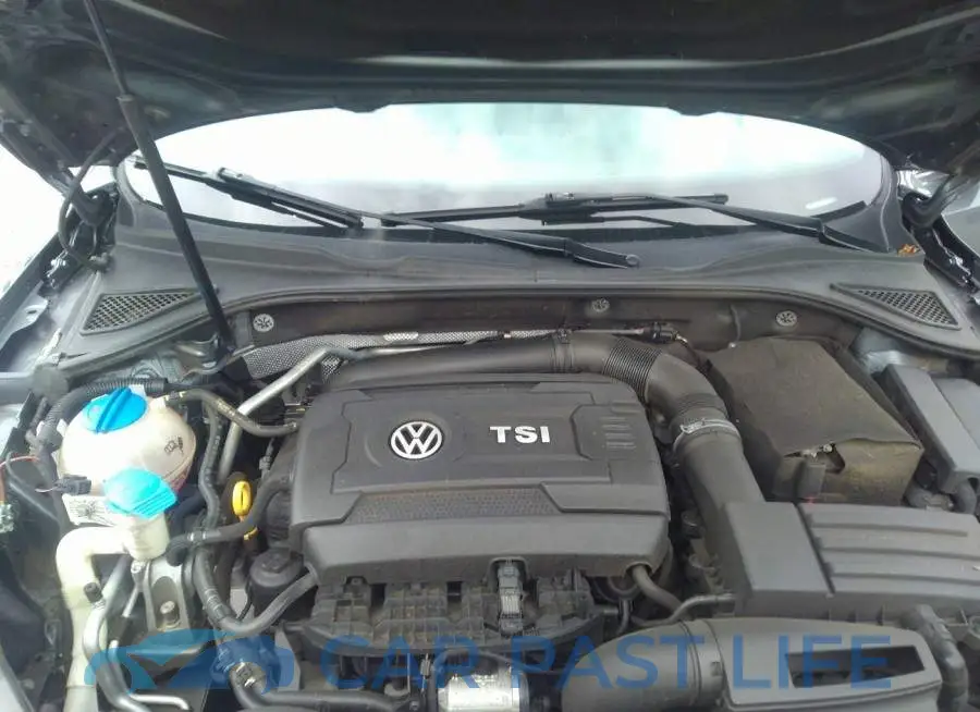 1VWDT7A30HC021111# 10