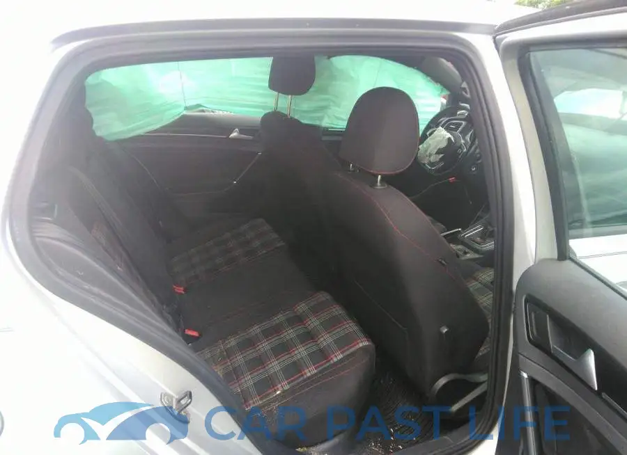 3VW4T7AU0GM017002# 8