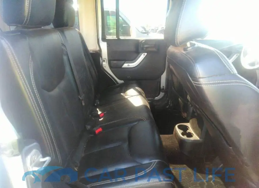 1C4BJWFG8EL164406# 8