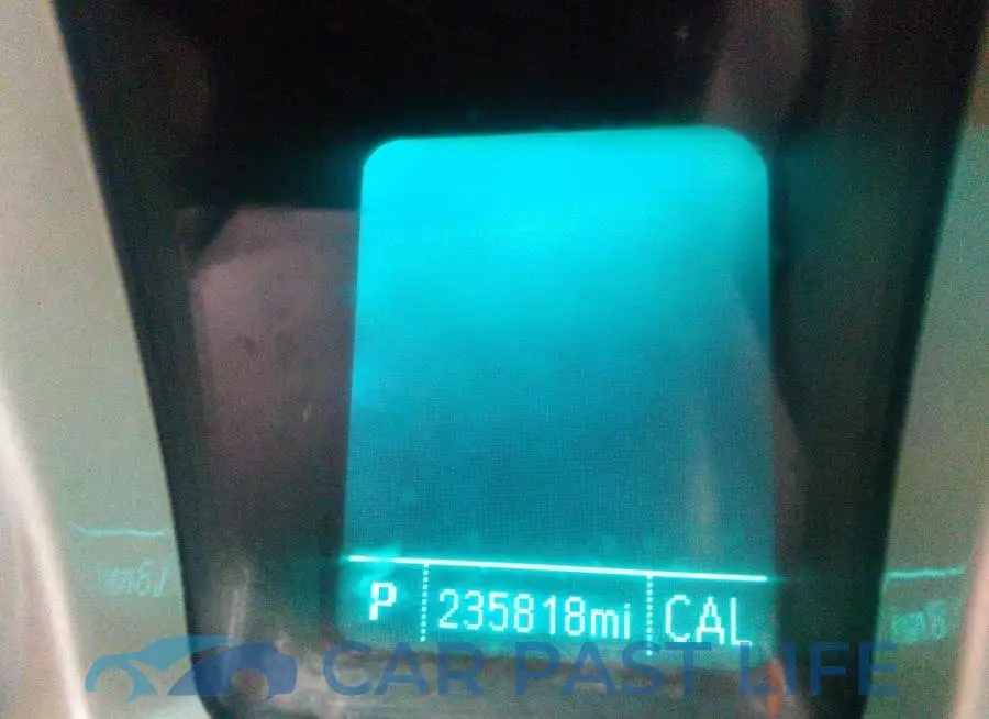2G1FB1E37E9256624# 7