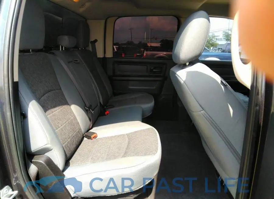 3C6UR5CJ6JG106773# 8