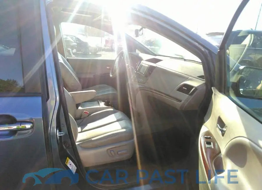 5TDYK3DC4DS371989# 5