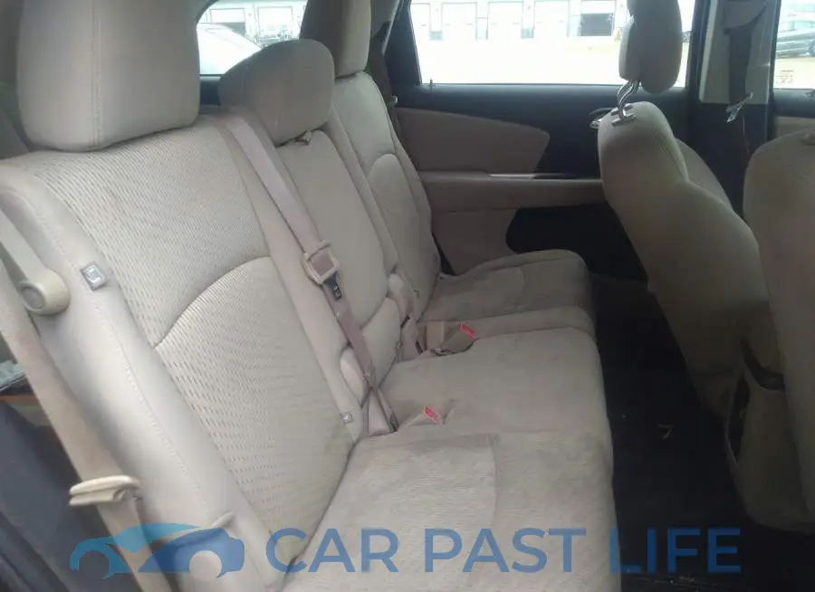 3C4PDCAB7DT671470# 8