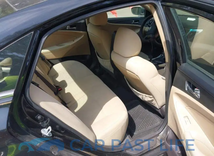 5NPEB4AC8DH533447# 8