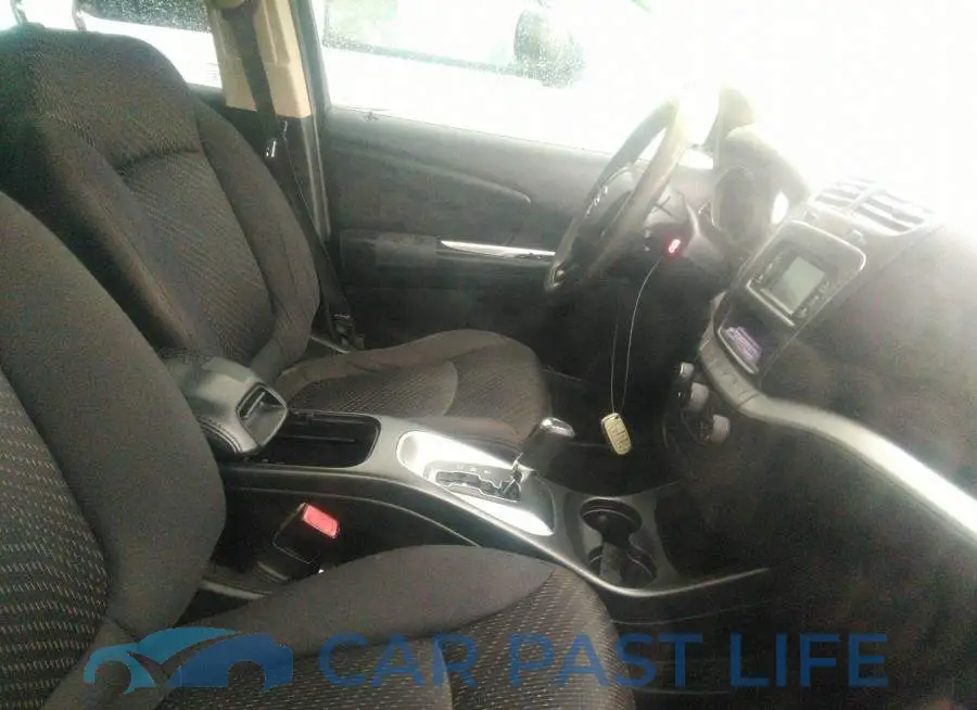 3C4PDCAB9DT555851# 5