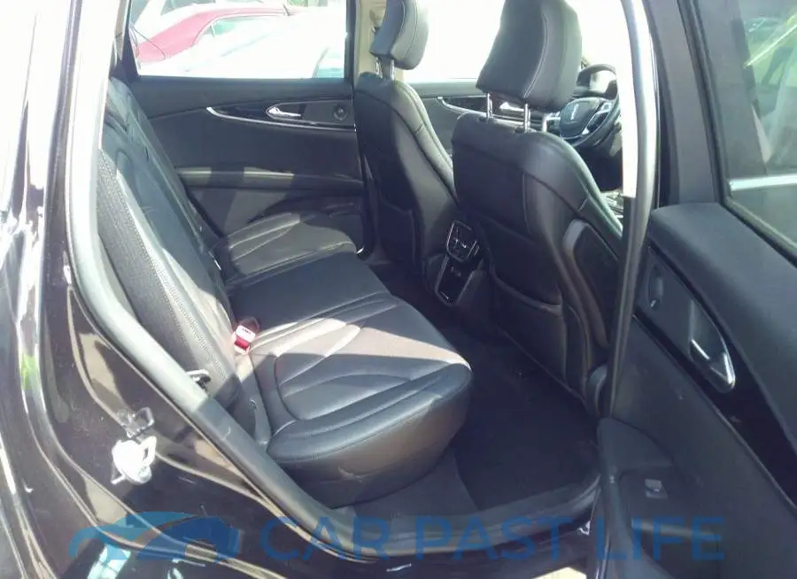 2LMPJ8KP6NBL05156# 8