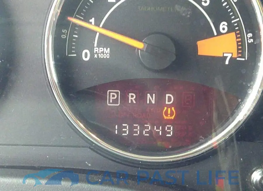 1C4NJDEB5ED739109# 7