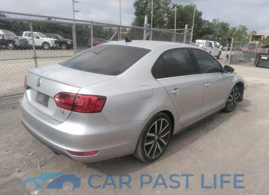 3VW5A7AJ6DM233481# 4