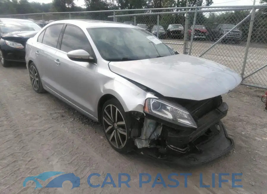3VW5A7AJ6DM233481# 1