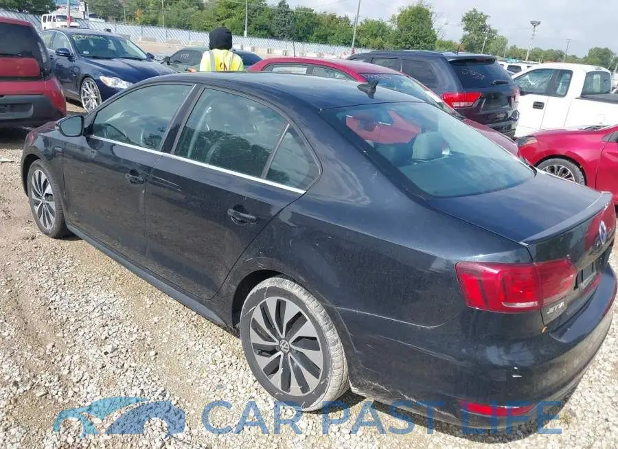 3VW637AJ3DM302903# 3