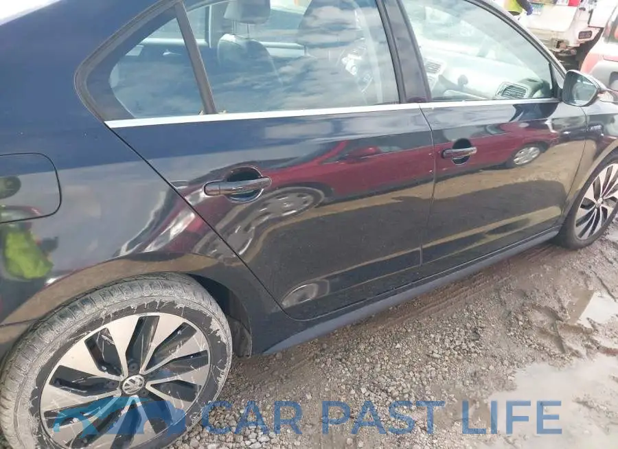 3VW637AJ3DM302903# 6