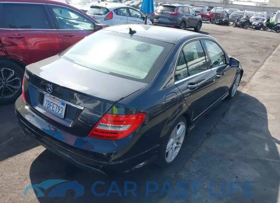 WDDGF4HB1DR268797# 4