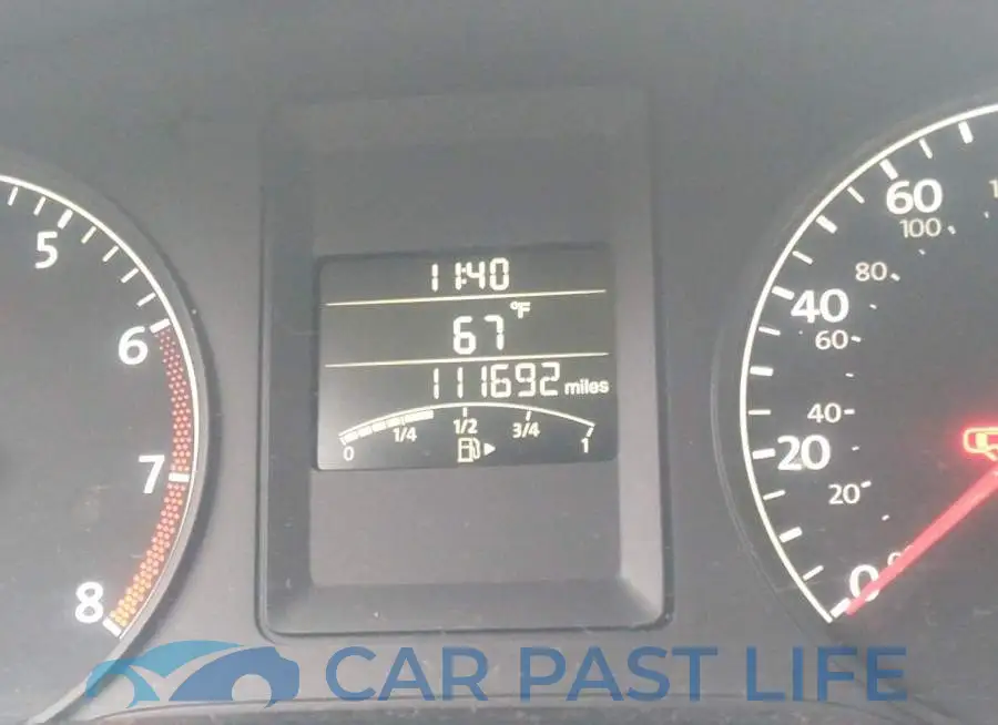 3VW1K7AJ8DM251685# 7
