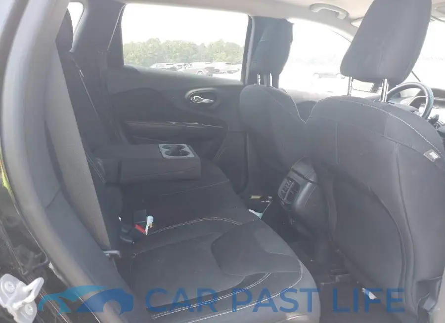1C4PJMCS5FW745820# 8