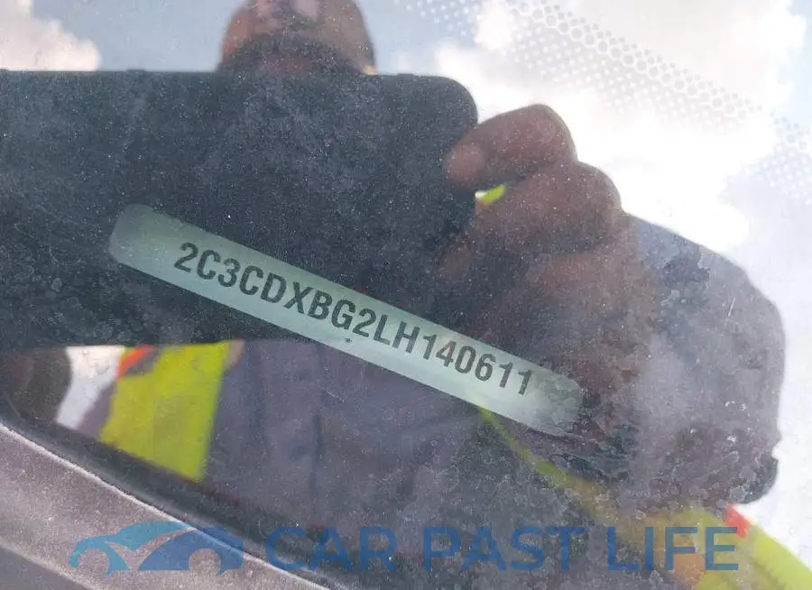 2C3CDXBG2LH140611# 9
