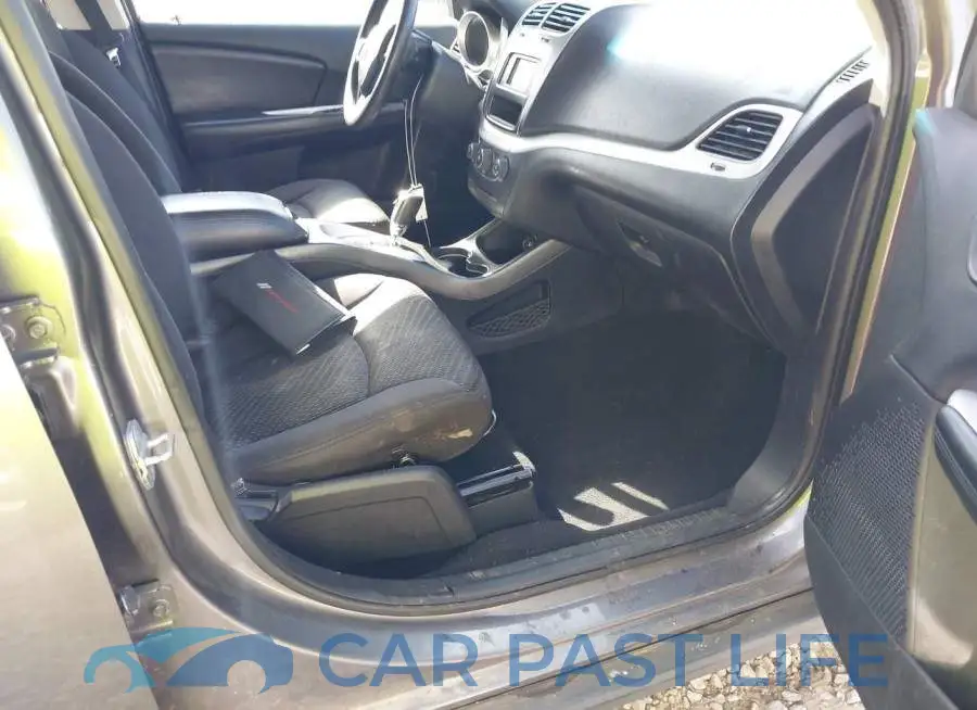 3C4PDCAB5DT576003# 5